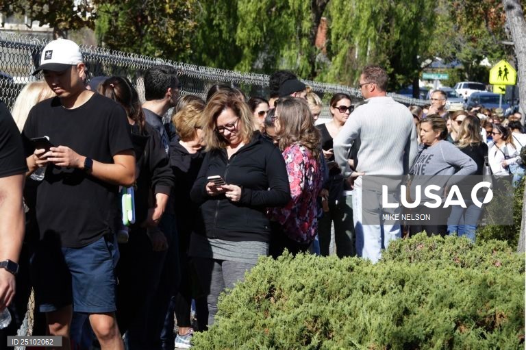 Tiroteio em bar na Califórnia, EUA.