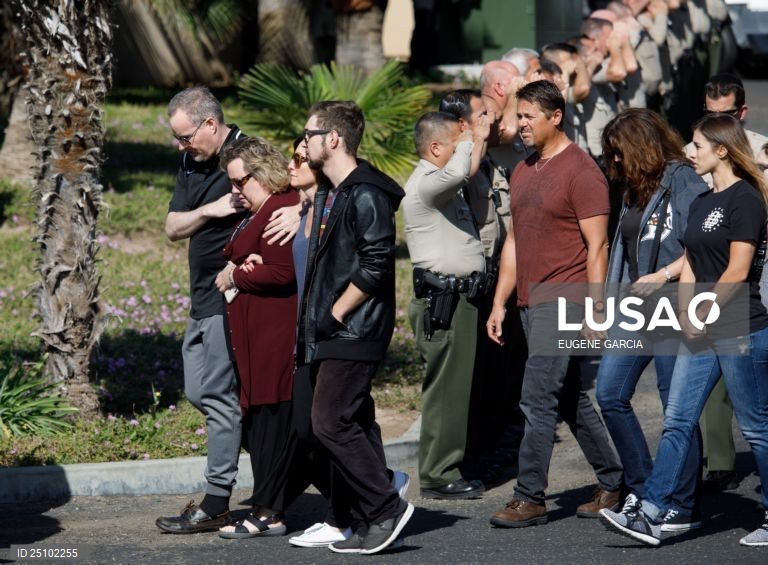 Tiroteio em bar na Califórnia, EUA.