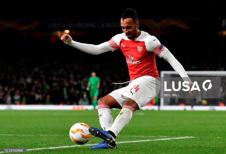 Arsenal vs Sporting, Inglaterra.