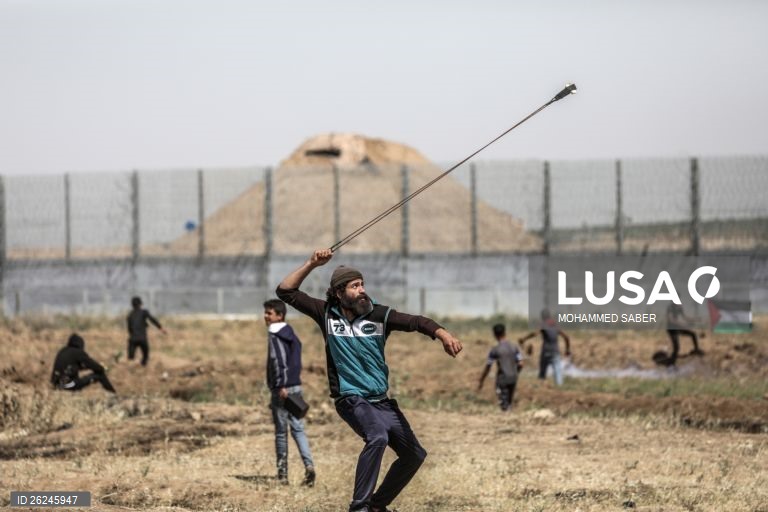 Confrontos entre exército israelita e palestinianos marcam o 71.º Dia da Catástrofe