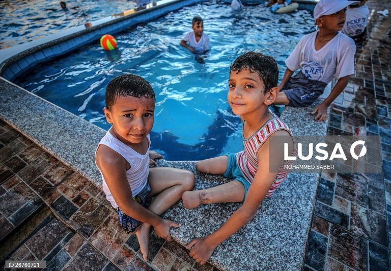 Palestina: Campo de férias para crianças amputadas