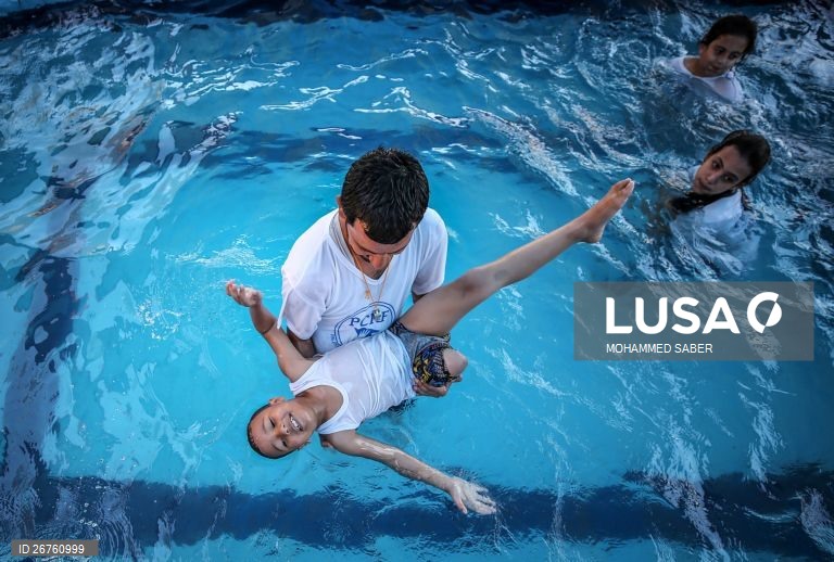 Palestina: Campo de férias para crianças amputadas