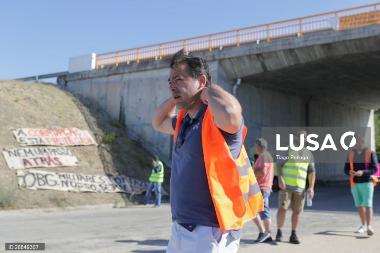 Greve dos motoristas de matérias perigosas.