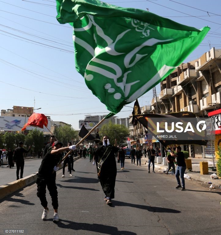 Procissão do Ashura em vários países islâmicos