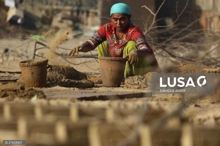 Paquistão: Olaria em Carachi