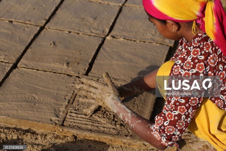 Paquistão: Olaria em Carachi