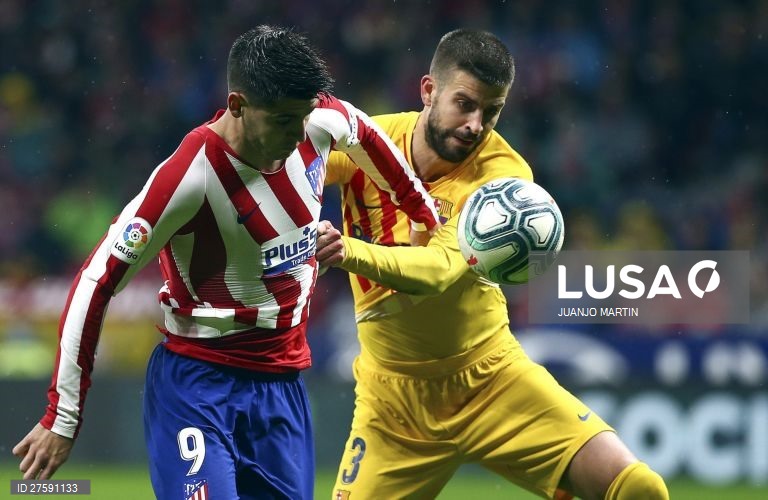 Futebol: Atlético de Madrid vs FC Barcelona em Madrid.