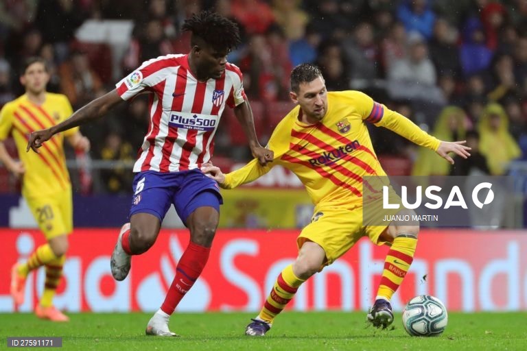 Futebol: Atlético de Madrid vs FC Barcelona em Madrid.