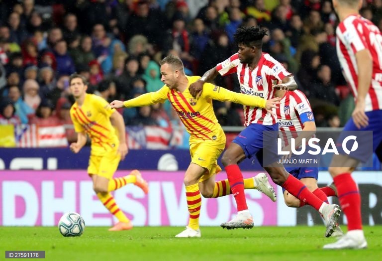 Futebol: Atlético de Madrid vs FC Barcelona em Madrid.