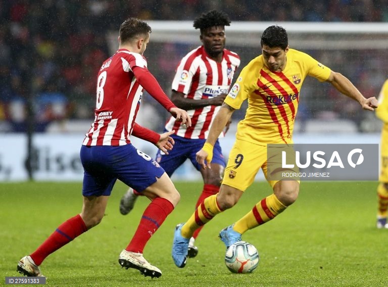 Futebol: Atlético de Madrid vs FC Barcelona em Madrid.