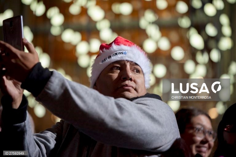 EUA: Desfile de Natal em Hollywood