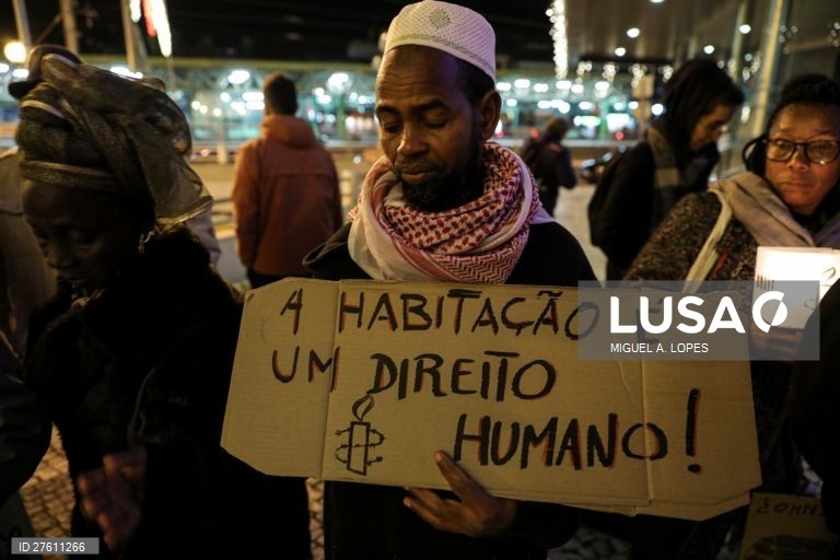 Vigília pelo Direito à Habitação