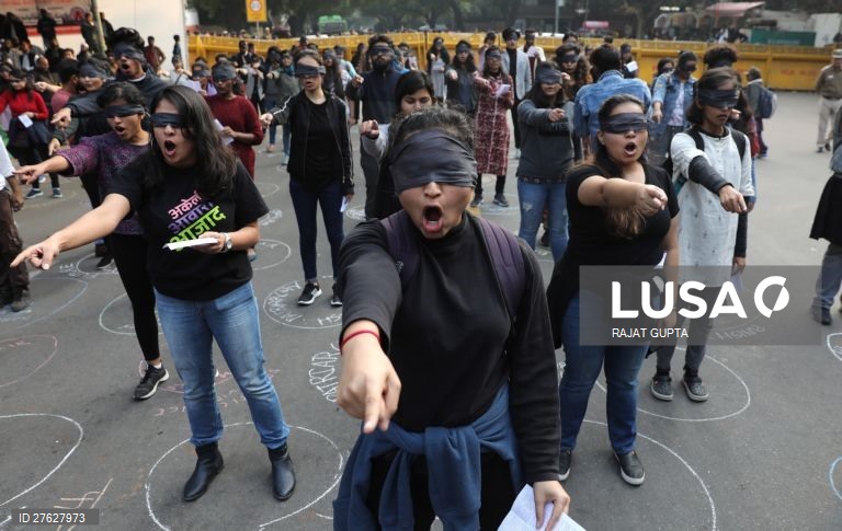 Protesto contra a violência sobre as mulheres na Índia