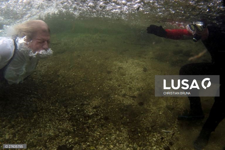 Aústria: Mergulhos no Rio Grundleseer Traun