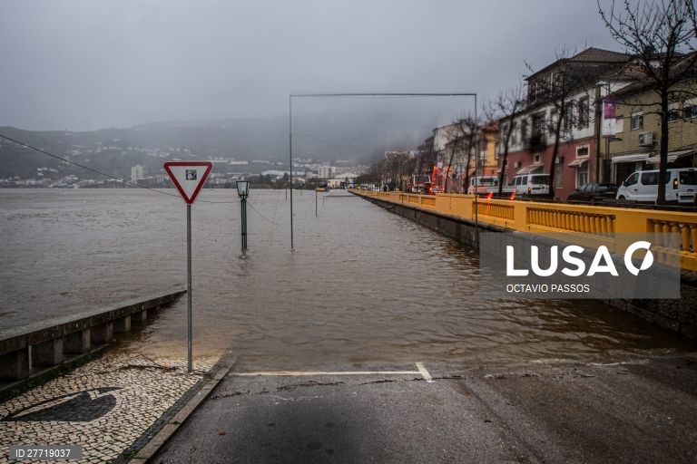 Mau tempo em Portugal.