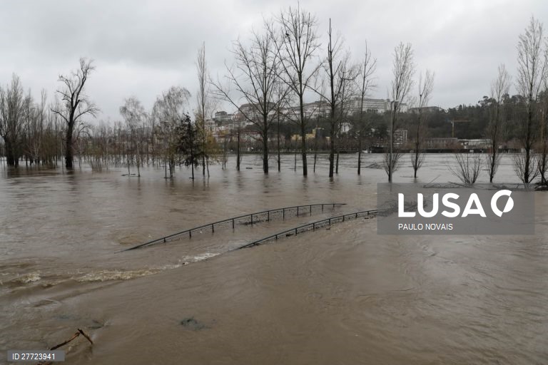 Mau tempo em Portugal.