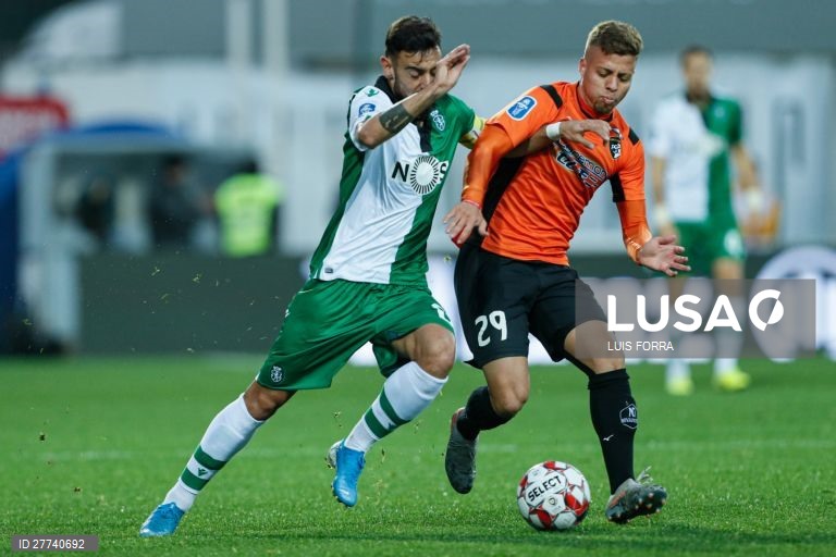 Futebol: Taça da Liga entre o Portimonense e o Sporting.