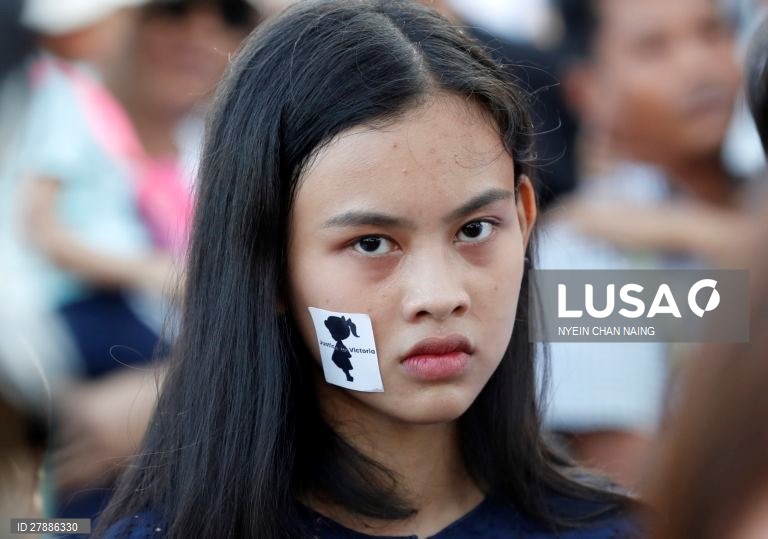 Myanmar: Protesto anti-violação em Yangon