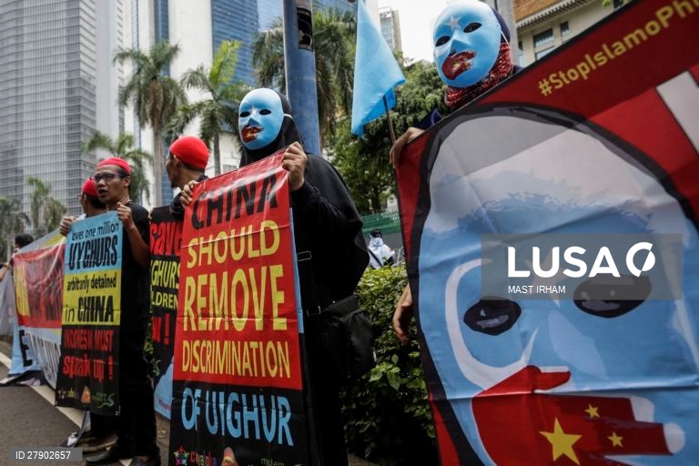 Protesto contra a opressão dos muçulmanos uigures na China