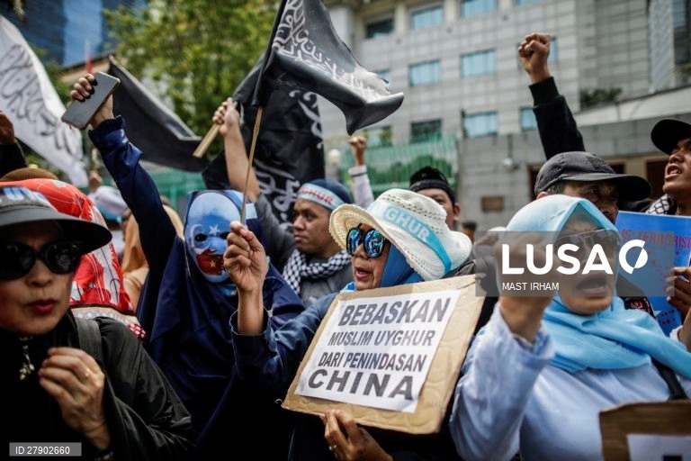 Protesto contra a opressão dos muçulmanos uigures na China
