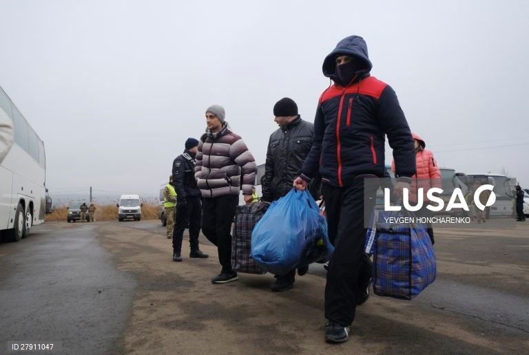 Troca de prisioneiros de guerra entre a Ucrânia e os separatistas pró-russos