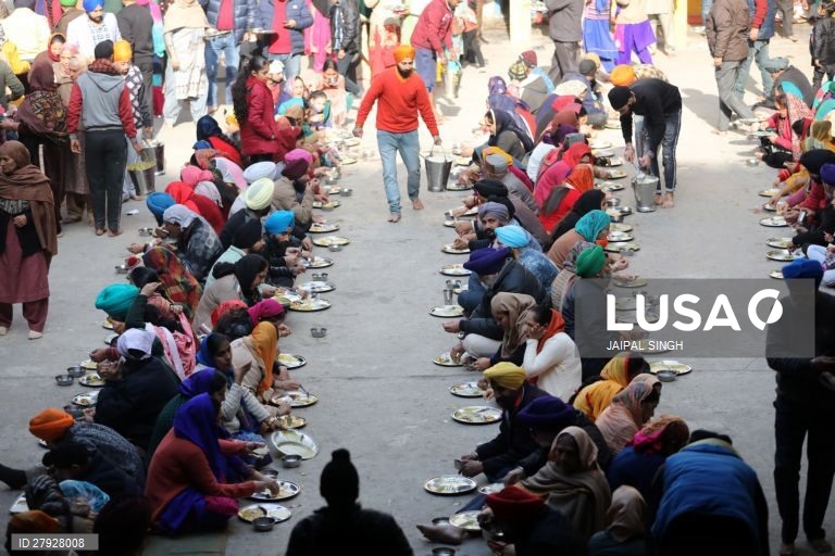 Índia: Aniversário do nascimento do 10º guru Sikh em Jammu