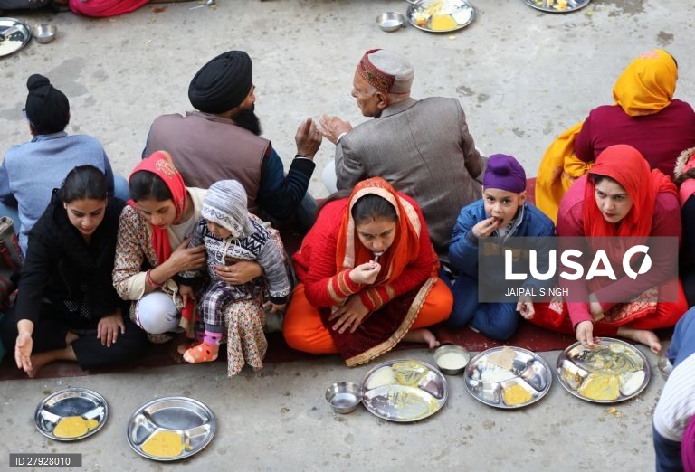 Índia: Aniversário do nascimento do 10º guru Sikh em Jammu