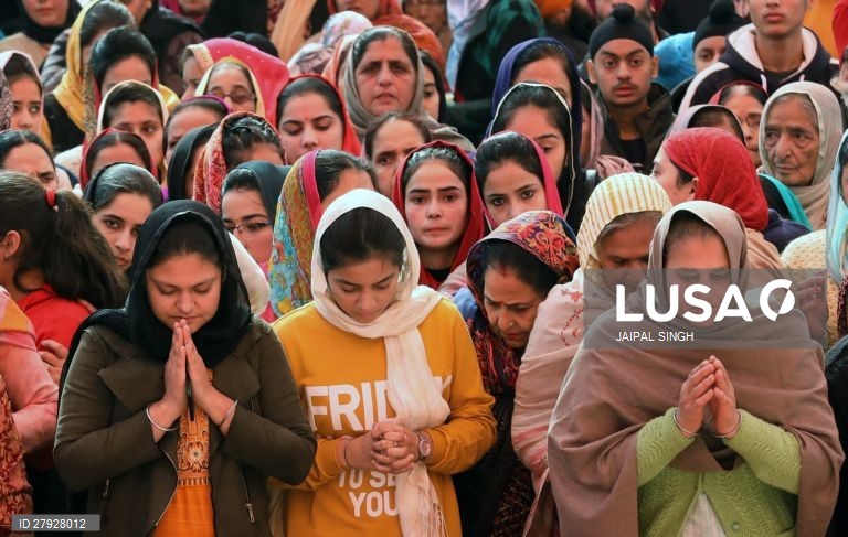 Índia: Aniversário do nascimento do 10º guru Sikh em Jammu