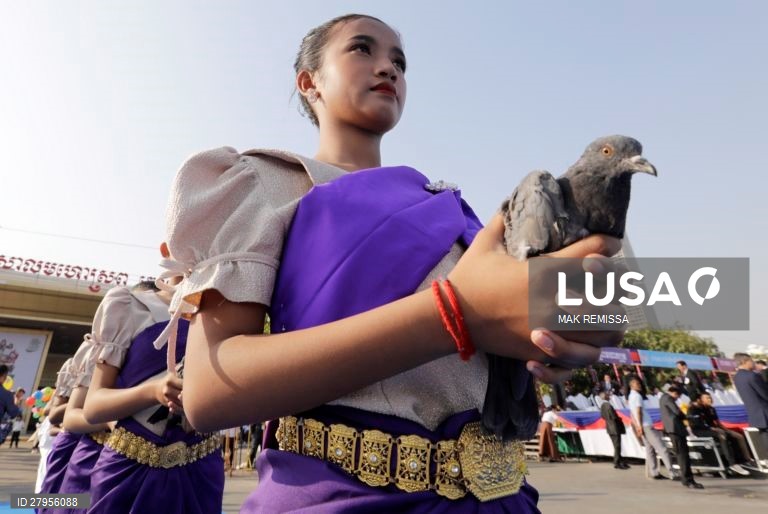 Camboja comemora 41 anos do fim do Regime dos Khmer Vermelhos