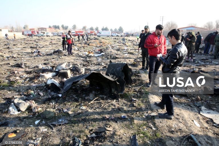 Queda de avião ucraniano em Teerão sem sobreviventes, pelo menos 170 pessoas a bordo