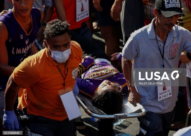 Procissão do Nazareno Negro em Manila