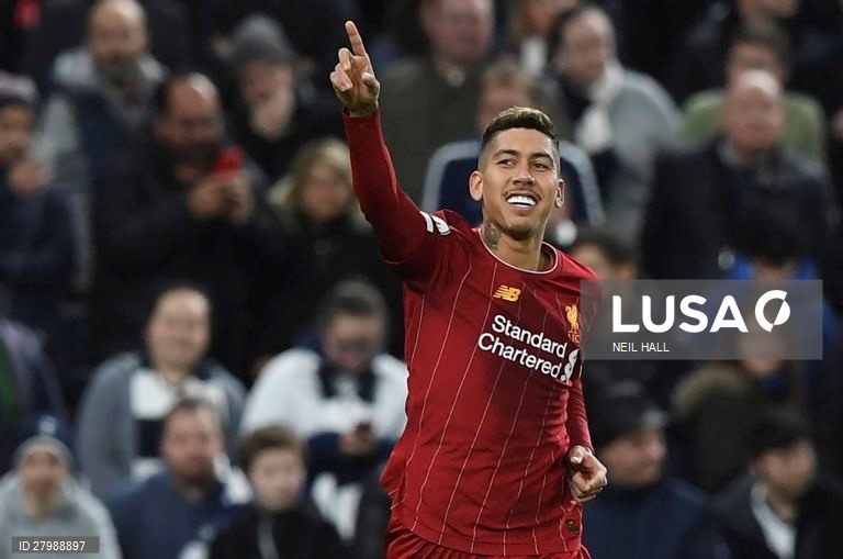 Liverpool FC vs Tottenham Hotspur FC em Londres.