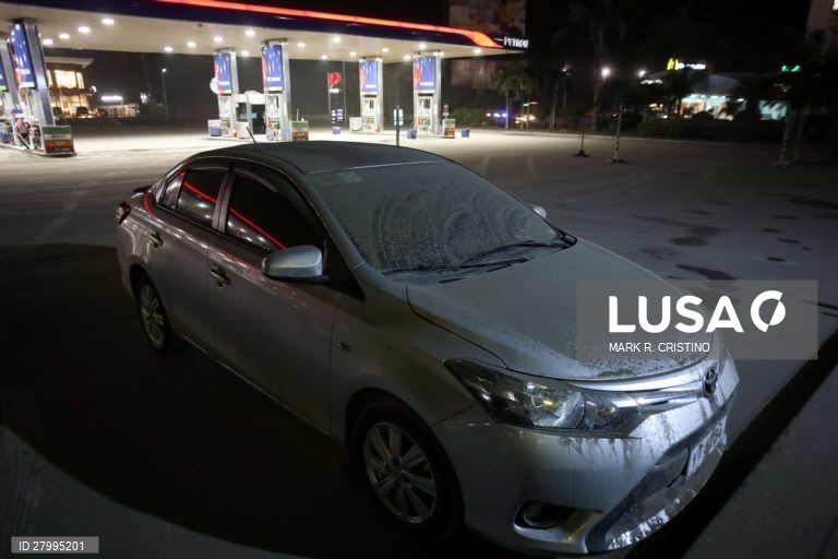 Erupção do vulcão Taal nas Filipinas.