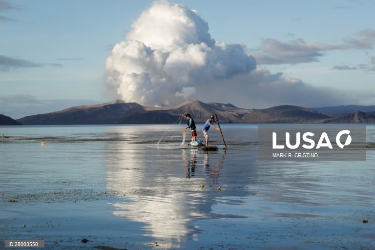 Erupção do vulcão Taal nas Filipinas