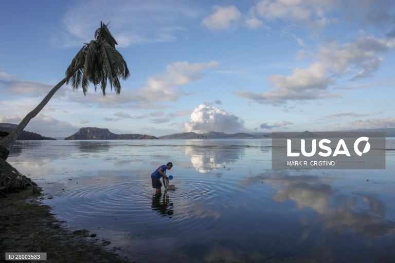 Erupção do vulcão Taal nas Filipinas