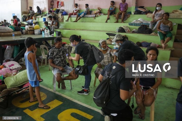 Erupção do vulcão Taal nas Filipinas