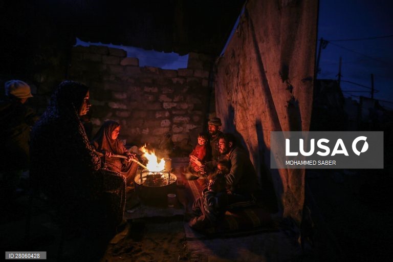 Tempo frio afeta a Faixa de Gaza