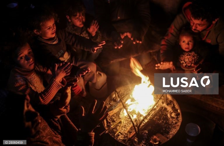 Tempo frio afeta a Faixa de Gaza