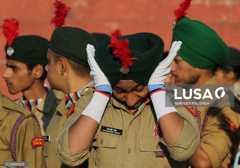 Ensaio do Dia da República na Índia