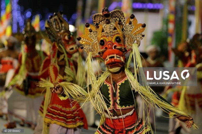 Sri Lanka: Procissão budista em Colombo