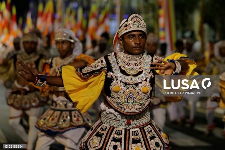 Sri Lanka: Procissão budista em Colombo