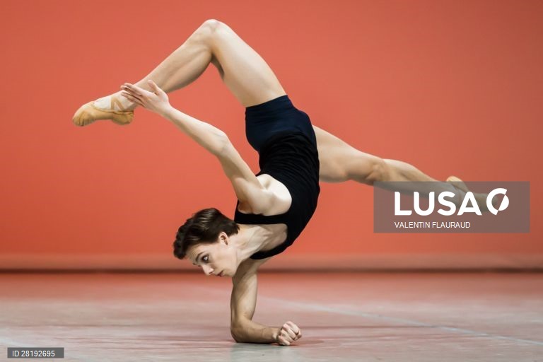 48.ª edição da competição internacional de bailado Prix de Lausanne