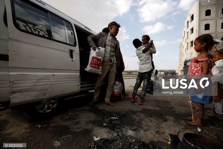 Iémen: Abrigo temporário para deslocados em Saná