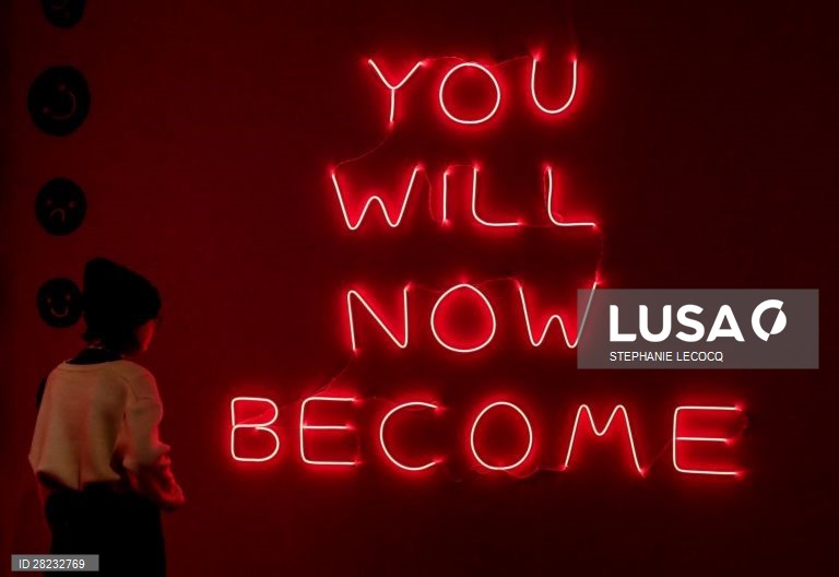 Bélgica: Exposição no Museu MIMA em Bruxelas