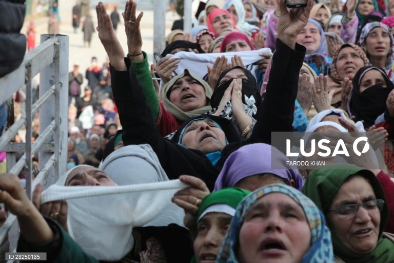 Oração ao aniversário da morte do primeiro califa islâmico