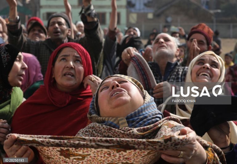 Oração ao aniversário da morte do primeiro califa islâmico