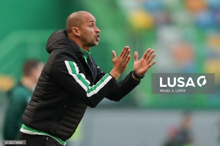 Futebol: Sporting vs Basaksehir em Lisboa.