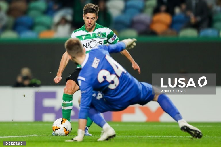 Futebol: Sporting vs Basaksehir em Lisboa.