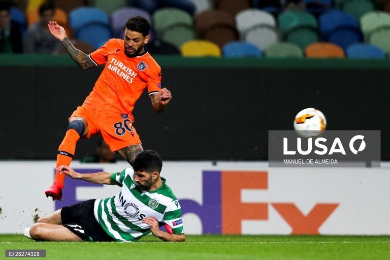 Futebol: Sporting vs Basaksehir em Lisboa.
