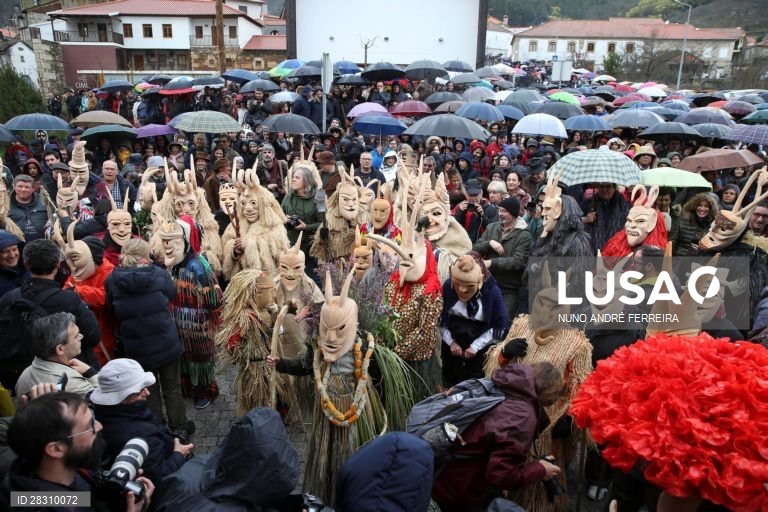 Cortejo dos caretos de Lazarim